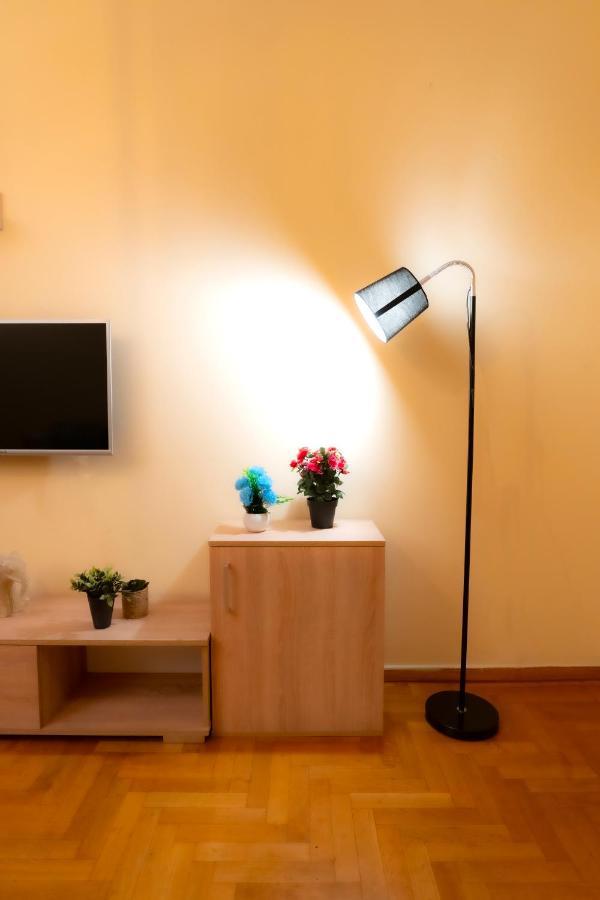 Myrtle, City Center Renovated Apartment Athen Exterior foto